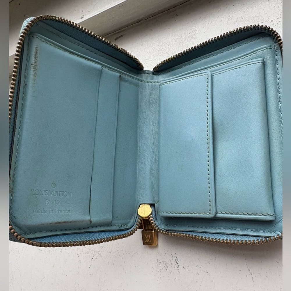 Louis Vuitton Monogram Vernis Small Zip Wallet – Yellow & Blue - Picture 5 of 7